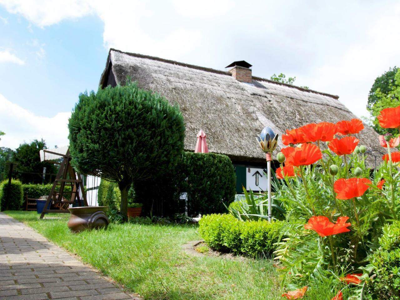 Welcoming Holiday Home In Gegensee Near Szczecin Lagoon Ahlbeck  Luaran gambar